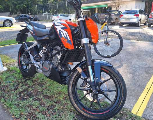 KTM-200 DUKE-2015