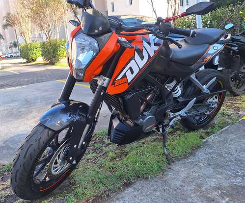 KTM-200 DUKE-2015