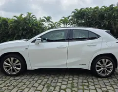 LEXUS UX 250h 2.0 VVT-I HYBRID F-SPORT CVT LEXUS UX 250h 2.0 VVT-I HYBRID F-SPORT CVT
