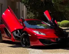 MCLAREN 12C 3.8 V8 TURBO GASOLINA SSG MCLAREN 12C 3.8 V8 TURBO GASOLINA SSG