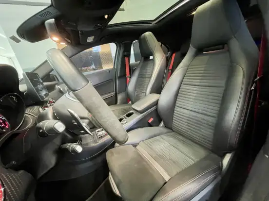 MERCEDES-BENZ-A 45 AMG-2.0 16V TURBO GASOLINA 4P AUTOMATIZADO MERCEDES-BENZ-A 45 AMG-2017