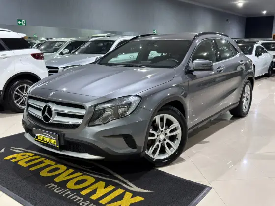 MERCEDES-BENZ GLA 200 1.6 CGI STYLE 16V TURBO FLEX 4P AUTOMÁTICO MERCEDES-BENZ GLA 200 1.6 CGI STYLE 16V TURBO FLEX 4P AUTOMÁTICO