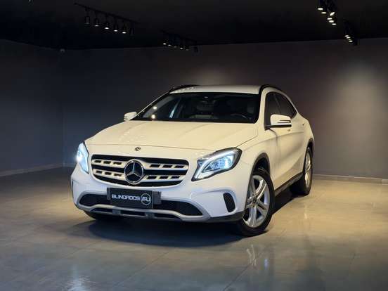 MERCEDES-BENZ-GLA 200-1.6 CGI FLEX STYLE 7G-DCT MERCEDES-BENZ-GLA 200-2019