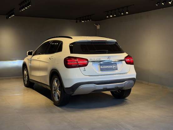 MERCEDES-BENZ-GLA 200-1.6 CGI FLEX STYLE 7G-DCT MERCEDES-BENZ-GLA 200-2019