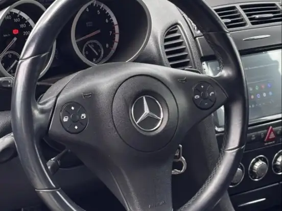 MERCEDES-BENZ-SLK 200-1.8 16V KOMPRESSOR GASOLINA AUTOMÁTICO MERCEDES-BENZ-SLK 200-2010