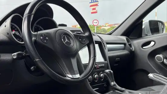 MERCEDES-BENZ-SLK 200-2010