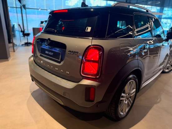 MINI-COUNTRYMAN-2021