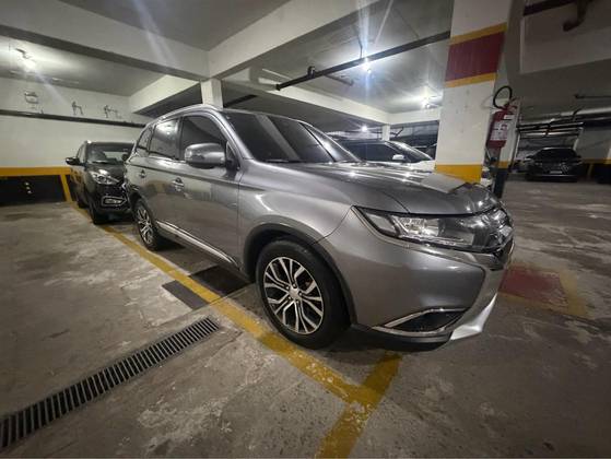 MITSUBISHI OUTLANDER 2.0 COMFORT 16V GASOLINA 4P AUTOMÁTICO
