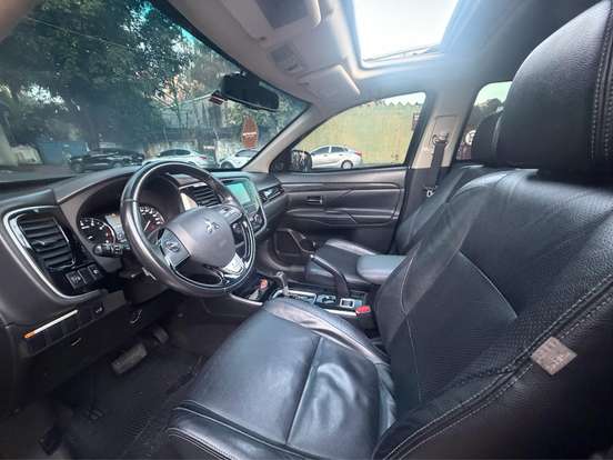 MITSUBISHI-OUTLANDER-2.0 COMFORT 16V GASOLINA 4P AUTOMÁTICO MITSUBISHI-OUTLANDER-2017