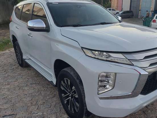 MITSUBISHI-PAJERO SPORT-2.4 16V MIVEC TURBO DIESEL HPE-S AWD AUTOMÁTICO MITSUBISHI-PAJERO SPORT-2020