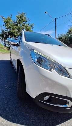 PEUGEOT-2008-2017