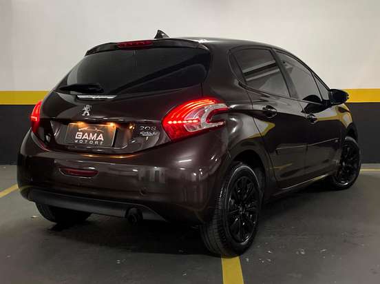PEUGEOT-208-2013