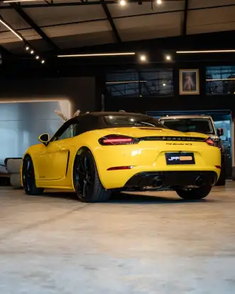 PORSCHE-718-2025