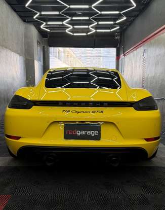PORSCHE-718-2023