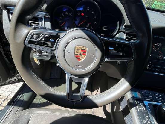 PORSCHE-MACAN-2.0 16V GASOLINA 4P AUTOMÁTICO PORSCHE-MACAN-2016