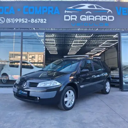 RENAULT MEGANE 2.0 DYNAMIQUE GRAND TOUR 16V GASOLINA 4P AUTOMÁTICO