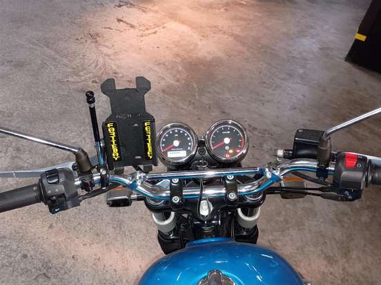 ROYAL ENFIELD-INTERCEPTOR-2023