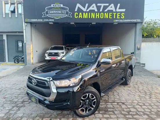 TOYOTA-HILUX-2.8 D-4D TURBO DIESEL CD SR 4X4 AUTOMÁTICO TOYOTA-HILUX-2021