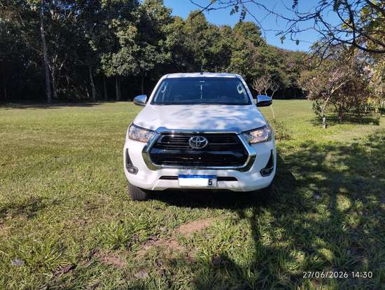 TOYOTA-HILUX-2.8 D-4D TURBO DIESEL CD SRV 4X4 AUTOMÁTICO TOYOTA-HILUX-2022