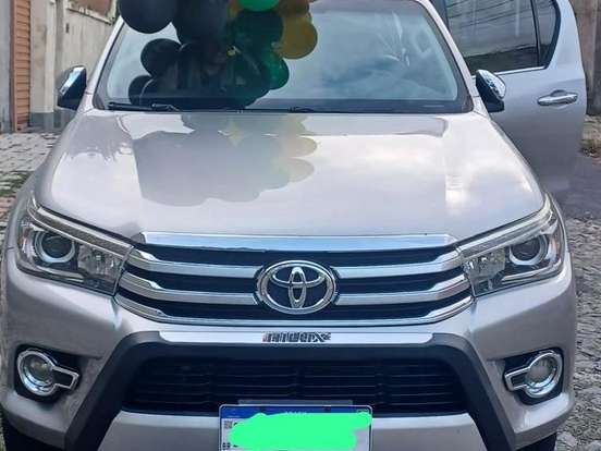 TOYOTA-HILUX-2.8 SRX 4X4 CD 16V DIESEL 4P AUTOMÁTICO TOYOTA-HILUX-2016