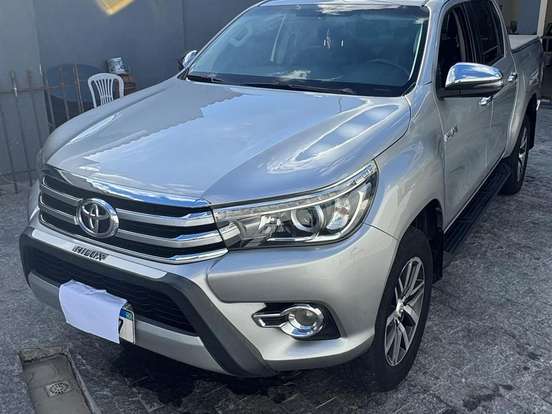 TOYOTA-HILUX-2.8 SRX 4X4 CD 16V DIESEL 4P AUTOMÁTICO TOYOTA-HILUX-2016