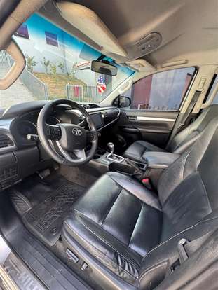 TOYOTA-HILUX-2016