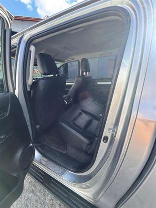 TOYOTA-HILUX-2.8 SRX 4X4 CD 16V DIESEL 4P AUTOMÁTICO TOYOTA-HILUX-2016