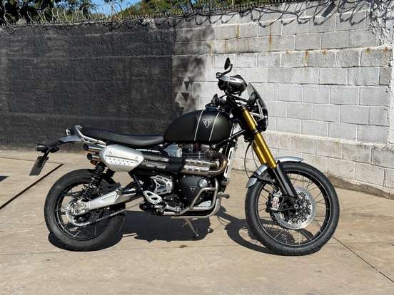 TRIUMPH-BONNEVILLE SCRAMBLER 1200 XE-2023