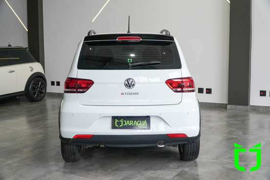 VOLKSWAGEN-FOX-2019