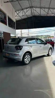 VOLKSWAGEN-POLO-2024