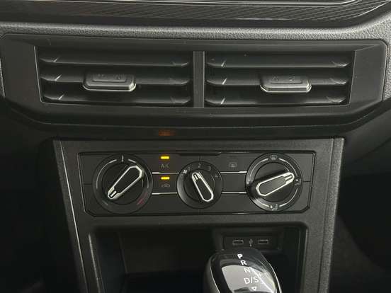 VOLKSWAGEN-POLO-2024