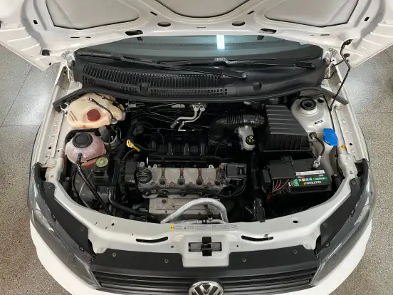VOLKSWAGEN-SAVEIRO-2021