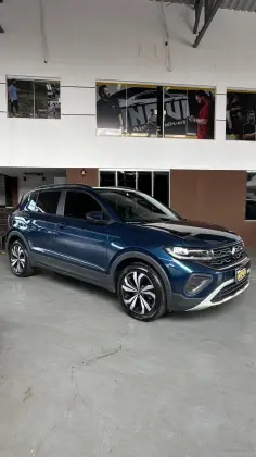VOLKSWAGEN T-CROSS 1.0 200 TSI TOTAL FLEX AUTOMÁTICO VOLKSWAGEN T-CROSS 1.0 200 TSI TOTAL FLEX AUTOMÁTICO
