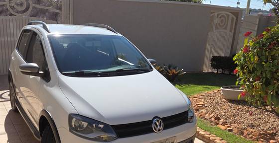 VOLKSWAGEN CROSSFOX 1.6 MI FLEX 8V 4P MANUAL