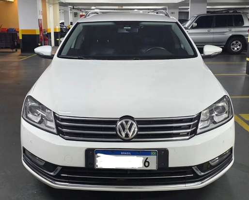 VOLKSWAGEN-PASSAT-2.0 TSI HIGLHINE VARIANT GASOLINA 4P AUTOMATIZADO VOLKSWAGEN-PASSAT-2011