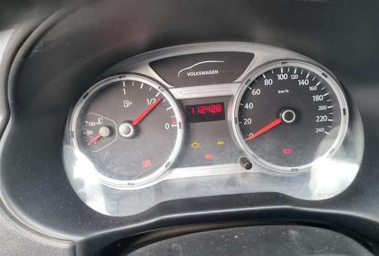 VOLKSWAGEN-SAVEIRO-2012