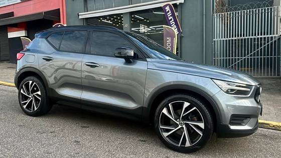 VOLVO XC40 2.0 T4 GASOLINA GEARTRONIC