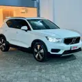 VOLVO XC40 2.0 T4 GASOLINA MOMENTUM GEARTRONIC VOLVO XC40 2.0 T4 GASOLINA MOMENTUM GEARTRONIC