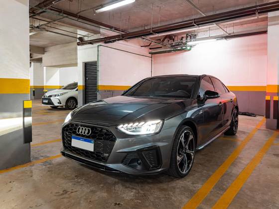 AUDI A4 2.0 TFSI MHEV S LINE S TRONIC
