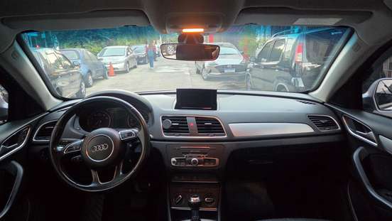 AUDI-Q3-2018