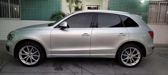 AUDI-Q5-2010