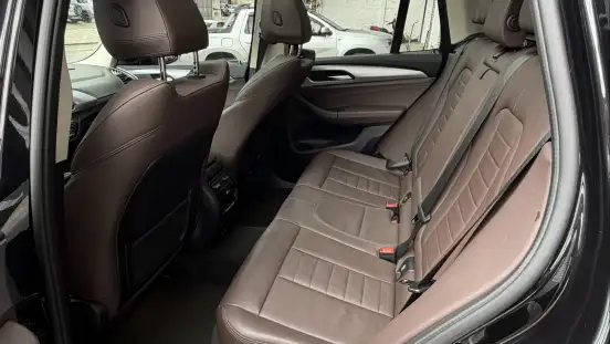 BMW-X3-2021