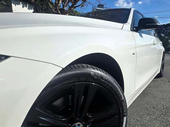 BMW-320i-2.0 SPORT 16V TURBO GASOLINA 4P AUTOMÁTICO BMW-320i-2012