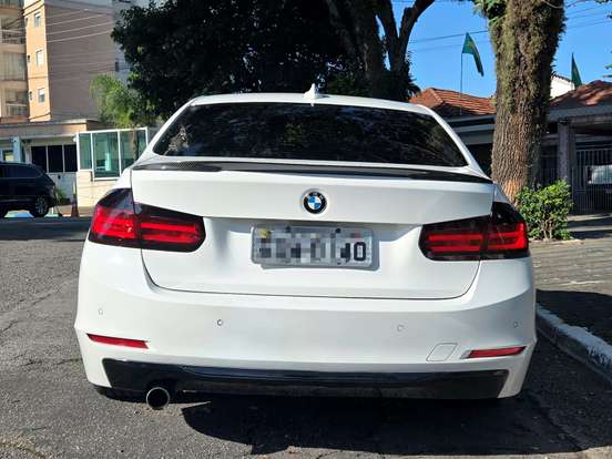 BMW-320i-2.0 SPORT 16V TURBO GASOLINA 4P AUTOMÁTICO BMW-320i-2012