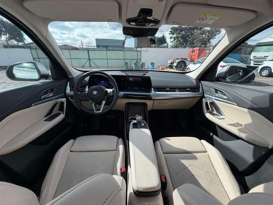 BMW-X1-2.0 16V TURBO GASOLINA SDRIVE20I X-LINE STEPTRONIC BMW-X1-2024