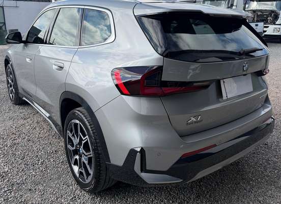 BMW-X1-2024