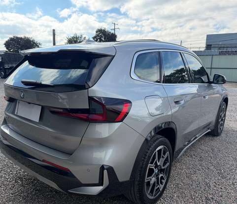 BMW-X1-2024