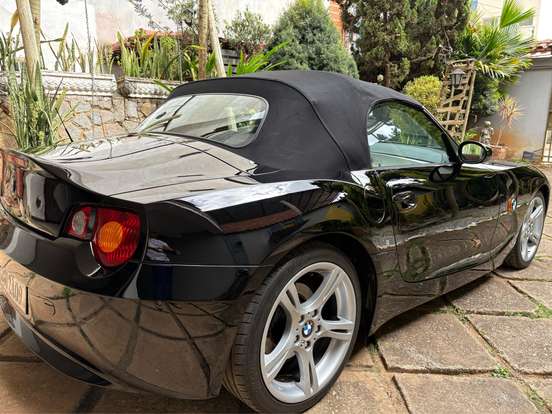 BMW-Z4-3.0 ROADSTER I6 24V GASOLINA 2P AUTOMÁTICO BMW-Z4-2003