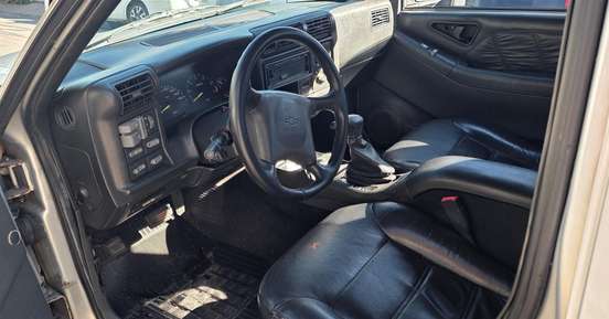 CHEVROLET-BLAZER-2000
