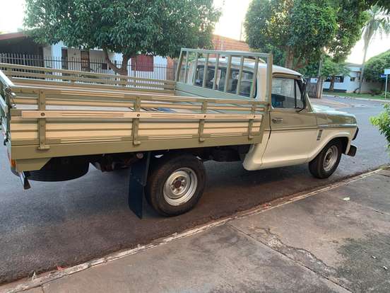 CHEVROLET-D10-1982